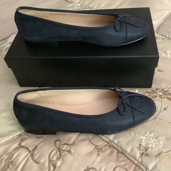 Chanel Navy Blue Ballet Flats - Picture 3 of 9